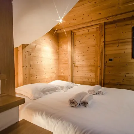 Chalet June *